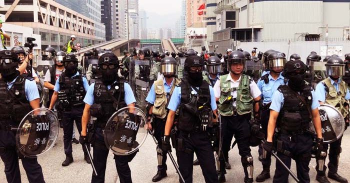 Việc cảnh sát Hồng Kông lạm dụng bạo lực với người biểu tình đã khiến phong trào này đang đi vào ngõ cụt
