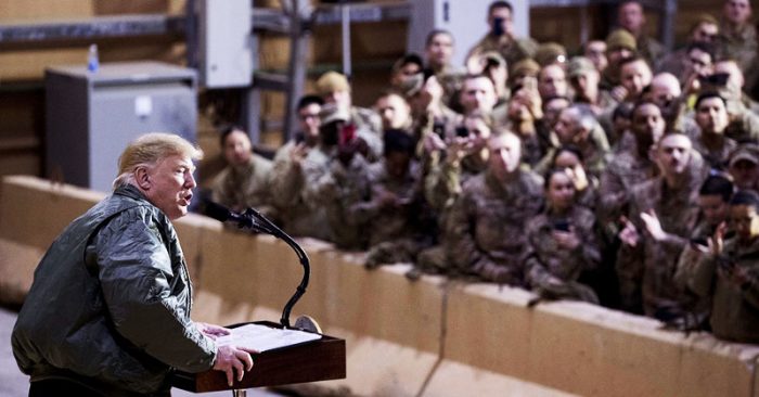 Tổng thống Trump tại căn cứ quân sự Mỹ ở Iraq.