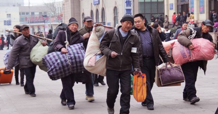 Làn sóng thất nghiệp đã gây ảnh hưởng nghiêm trọng đến xã hội Trung Quốc, lời kêu than lan tràn khắp các mạng xã hội.