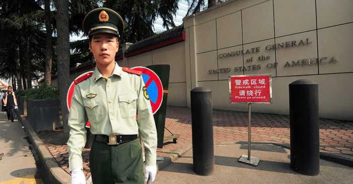 Chính quyền Trung Quốc đã tuyên bố đóng cửa Tổng Lãnh sự quán Hoa Kỳ tại Thành Đô vào ngày 24/7 để trả đũa.